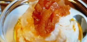 Therapy Bistro, cafenea boema la Moxa in Bucuresti