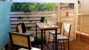 Therapy Bistro, cafenea boema la Moxa in Bucuresti