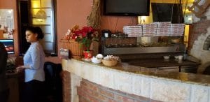 Trattoria Il Mulino, restaurant cu bucatarie traditionala italiana langa Manastirea Radu Voda