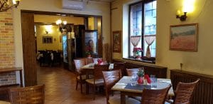 Trattoria Il Mulino, restaurant cu bucatarie traditionala italiana langa Manastirea Radu Voda