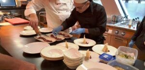 AV8, restauramt cu bucatarie internationala in ansamblul Aviatorilor 8 in Piata Victoriei