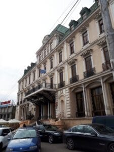 Adrian Pascu Tulbure calatorind inapoi in timp cu Dacia