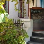 Burger Van Home, bistrou de coaste, salate si hamburgeri la Piata Rosetti