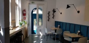 Burger Van Home, bistrou de coaste, salate si hamburgeri la Piata Rosetti