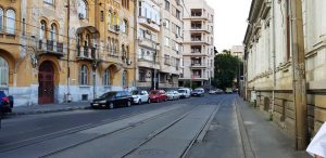 Calea Calarasilor la Mantuleasa cu clubul El Grande Comandante