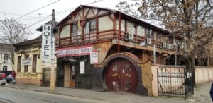 Calea Calarasilor si Strada Sfantul Stefan, cu restaurantul Terra e Mare