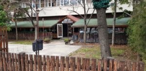 Calea Mosilor, cu restaurantul romanesc Burebista Traditional