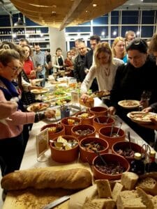 Grand Opening Ivan Pescar & Scrumbia Bar, in Bucuresti la The Ark (Piata de Flori)