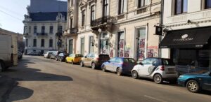 In jurul Ateneului Roman, cu Sushi Room, Chocolat, caju, Le Bistrot Francais