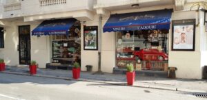 In jurul Ateneului Roman, cu Sushi Room, Chocolat, caju, Le Bistrot Francais