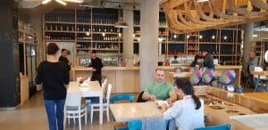 Ivan Pescar & Scrumbia Bar, restaurantul lui Ivan Patzaichin la The Ark la Piata de Flori