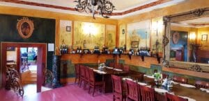 La Taifas, bistrou cu bucatarie urbana pe strada Gheorghe Manu in Bucuresti