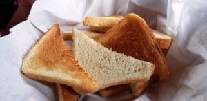 La Taifas, bistrou cu bucatarie urbana pe strada Gheorghe Manu in Bucuresti