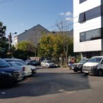 Strada Mihail Moxa pe la bistrourile Therapy si La Taifas