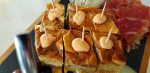 Trei, restaurant cu buctarie internationala pe Calea Calarasilor in Bucuresti