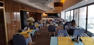 Vu's Rooftop, restaurant panoramic la Piata Unirii pe malul Dambovitei