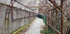 Lente Arcului, cafenea boema cu mansarda in strada Arcului din Bucuresti