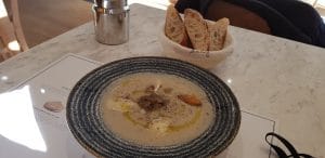 Mesange, fromagerie bistrou la Piata Dorobantilor in Bucuresti