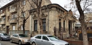 Strada Alexandru Donici, strada Viitorului cu restaurantul Unico Vero