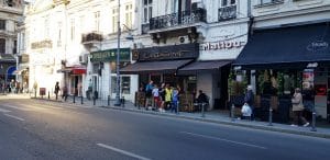 Calea Victoriei in zona Centrului Vechi, in jurul restaurantului Linea Closer to The Moon