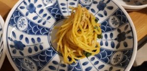 Invitatie la o cina italieneasca cu prietenii in bucatarie...