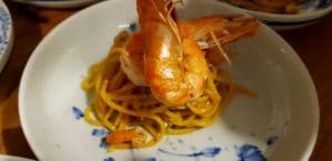 Invitatie la o cina italieneasca cu prietenii in bucatarie...