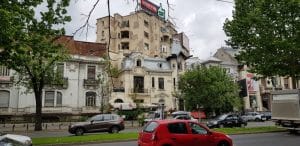 Piata Romana din Bucuresti, spre Lascar Catargiu, cu bistroul Gusteria