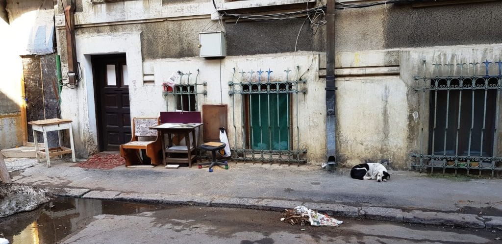 Gypsy house in downtown Bucharest 