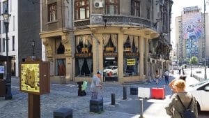 Vibes 19, restaurant cu bucatarie urbana moderna in Centrul Vechi