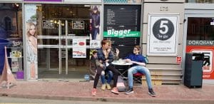 5 to Go, mini cafenea la Mario Plaza in Piata Dorobantilor