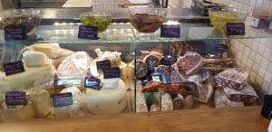 Agape, market & restaurant cu bucatarie internationala in Calea Floreasca