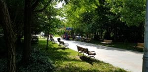 Bulevardul, Parcul si Lacul Tei, cu restaurantul The President