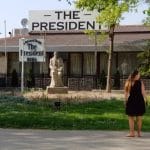 Bulevardul, Parcul si Lacul Tei, cu restaurantul The President