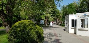 Bulevardul, Parcul si Lacul Tei, cu restaurantul The President