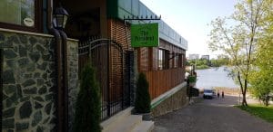 Bulevardul, Parcul si Lacul Tei, cu restaurantul The President