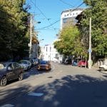 Buzesti in jurul restaurantului turcesc Idomemos