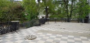 Casa Oamnilor de Stiinta (COS - Parcul Trandafirilor), un restaurant strigoi al Bucurestiului