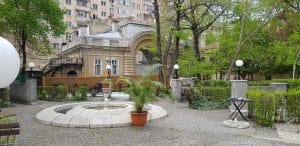 Casa Oamnilor de Stiinta (COS - Parcul Trandafirilor), un restaurant strigoi al Bucurestiului