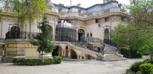 Casa Oamnilor de Stiinta (COS - Parcul Trandafirilor), un restaurant strigoi al Bucurestiului