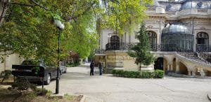 Casa Oamnilor de Stiinta (COS - Parcul Trandafirilor), un restaurant strigoi al Bucurestiului