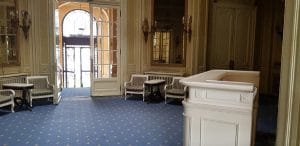 Casa Oamnilor de Stiinta (COS), fostul Parcul Trandafirilor, restaurantul strigoi al Bucurestiului