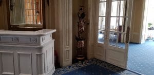 Casa Oamnilor de Stiinta (COS), fostul Parcul Trandafirilor, restaurantul strigoi al Bucurestiului