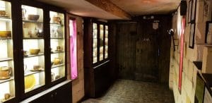 Excalibur, restaurant medieval cu carne fripta in Piata Revolutiei din Bucuresti