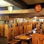 Excalibur, restaurant medieval cu carne fripta in Piata Revolutiei din Bucuresti