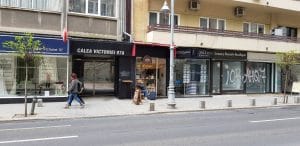 Hai la o Kfea, cafenea minuscula pe Calea Victoriei