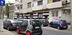 In jurul strazii Buzesti, cu numeroase restaurante, cafenele si alte localuri