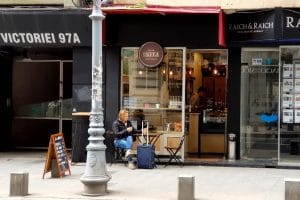 Kfea, cafenea pe Calea Victoriei din Bucuresti