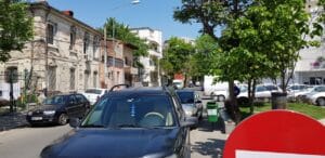 Piata Bucur, cu Clubul si Memorialul Colectiv si restaurantul vietnamez Thang Long