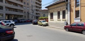 Piata Bucur, cu Clubul si Memorialul Colectiv si restaurantul vietnamez Thang Long