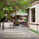 Piata Lahovary, cu restaurantele COS, The Embassy, Avalon, Benihana, Trattoria Romana si altele
